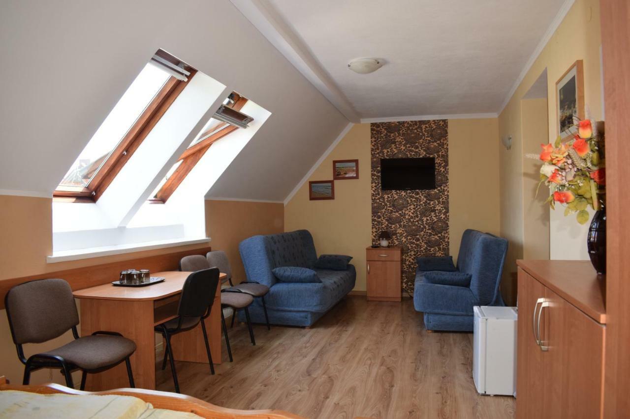Dom Wczasowy Janina Mikoszewo Bagian luar foto