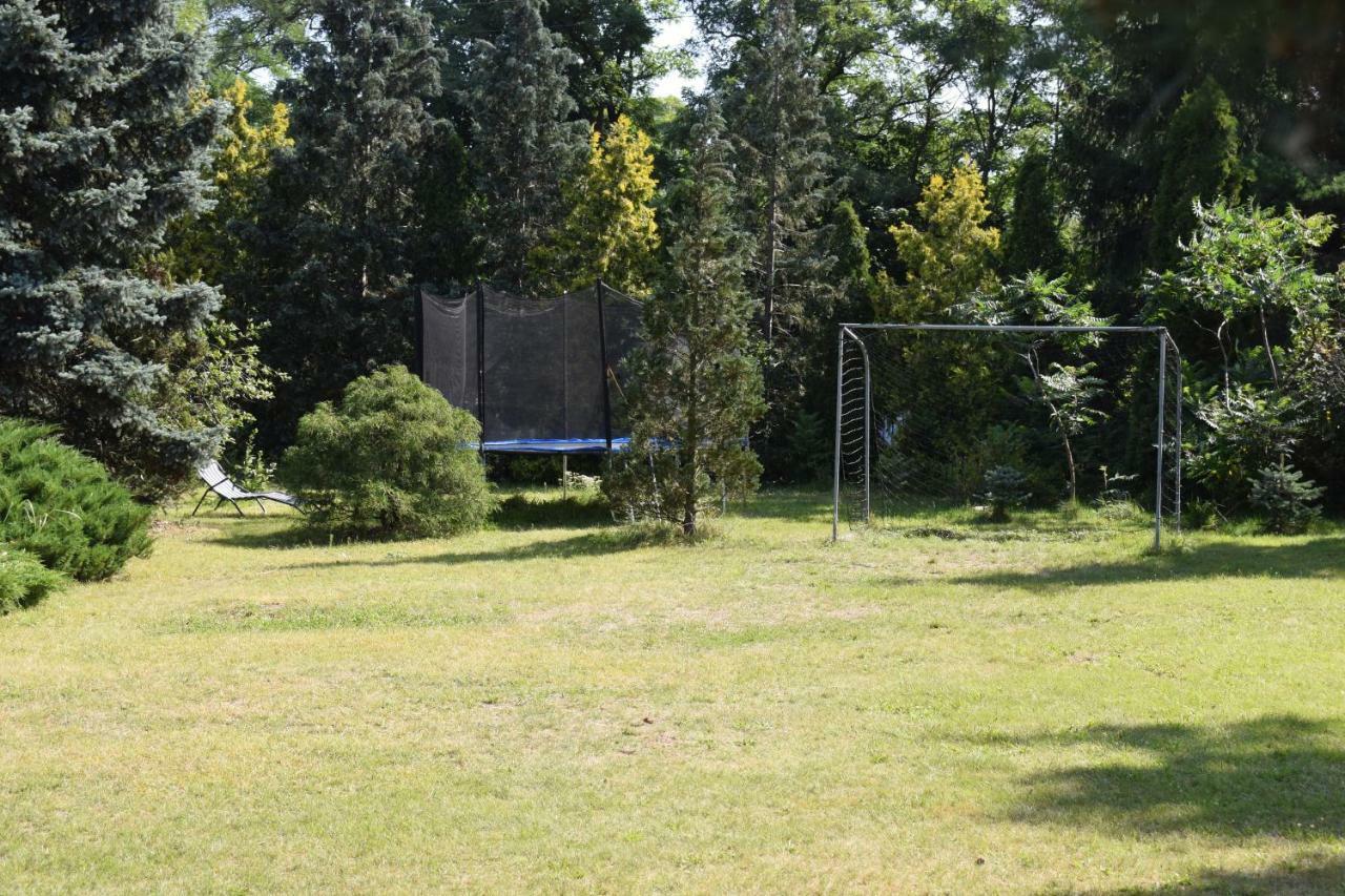Dom Wczasowy Janina Mikoszewo Bagian luar foto